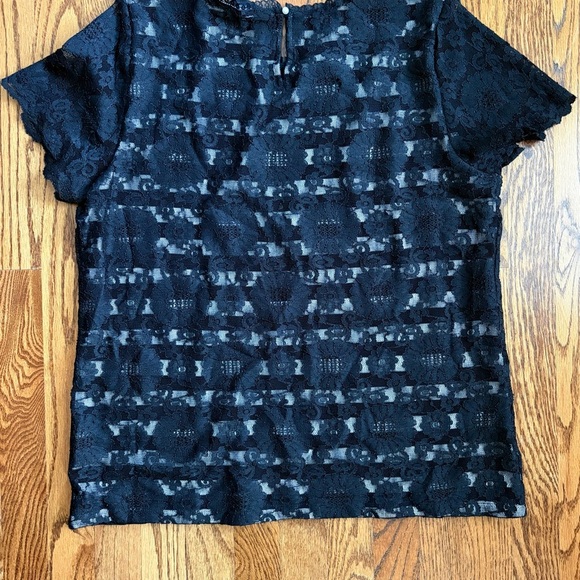 Karl Lagerfeld Paris Black Floral Lace Overlay Blouse - Large - Picture 2 of 8